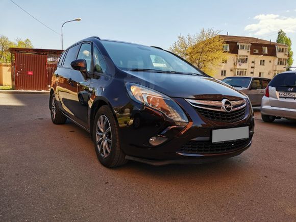    Opel Zafira 2013 , 648000 , 