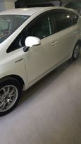    Toyota Prius Alpha 2016 , 950000 , 