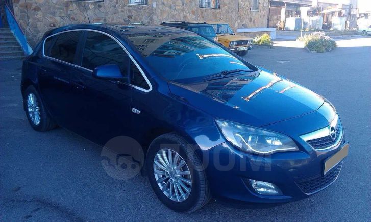  Opel Astra 2011 , 600000 , -