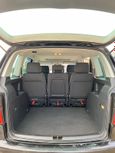    Volkswagen Touran 2005 , 400000 , 