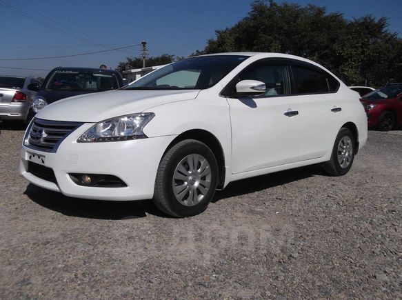  Nissan Bluebird Sylphy 2013 , 640000 , 