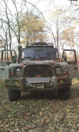 SUV   Land Rover Defender 1994 , 300000 , 