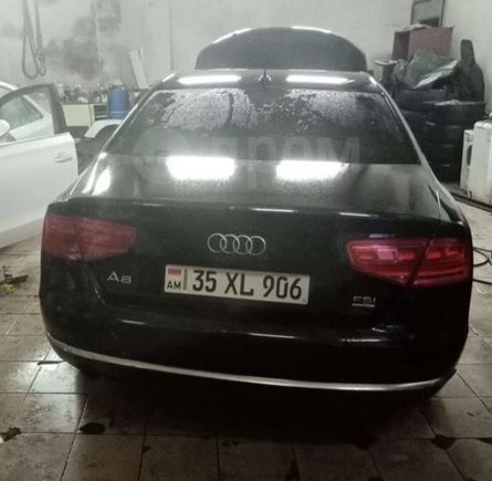  Audi A8 2010 , 370000 , 