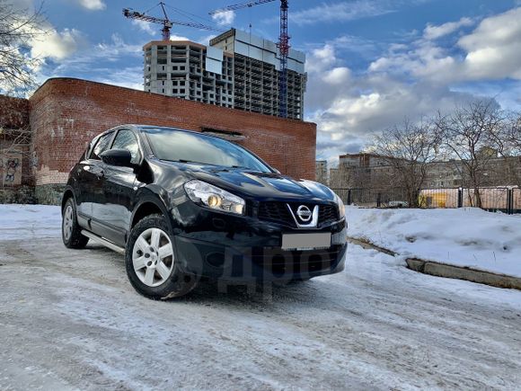 SUV   Nissan Qashqai 2010 , 600000 , 