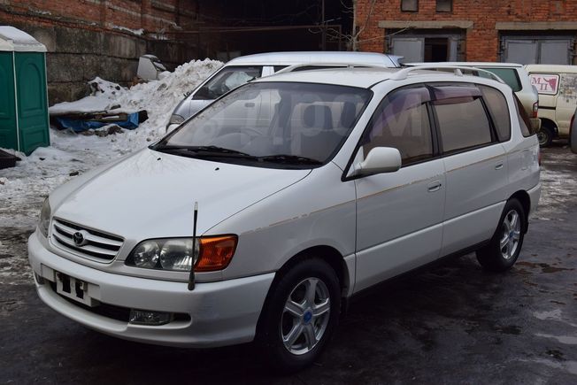    Toyota Ipsum 2001 , 300000 , 