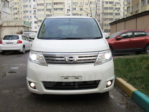    Nissan Serena 2010 , 837000 , 