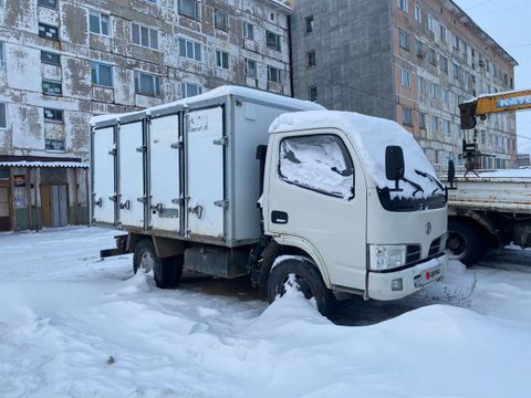 Изотермический фургон фото