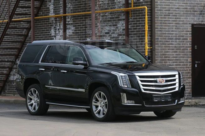 SUV   Cadillac Escalade 2016 , 4500000 , 