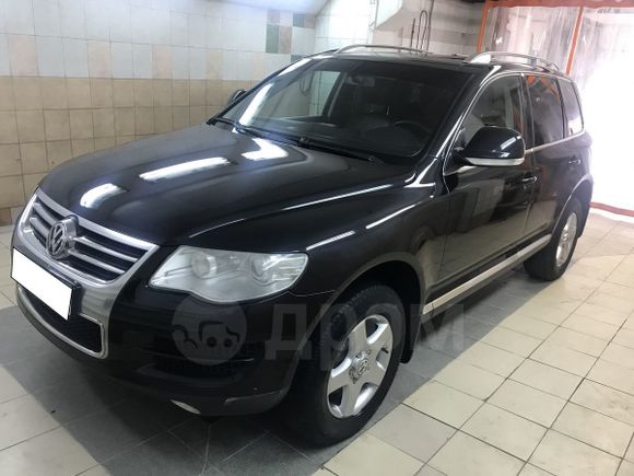 SUV   Volkswagen Touareg 2008 , 737000 , 