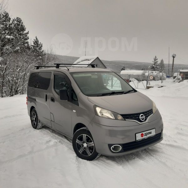    Nissan NV200 2012 , 710000 , 