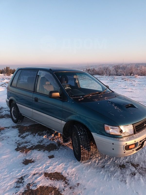    Mitsubishi RVR 1995 , 220000 , 