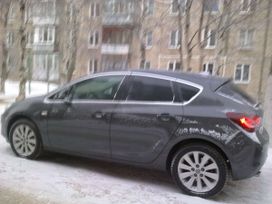 Opel Astra 2010 , 630000 , 