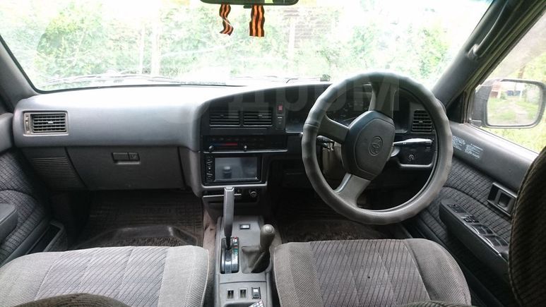 SUV   Toyota Hilux Surf 1991 , 300000 , 