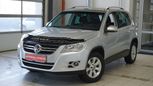 SUV   Volkswagen Tiguan 2009 , 557000 , 