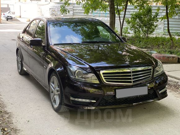  Mercedes-Benz C-Class 2011 , 860000 , 