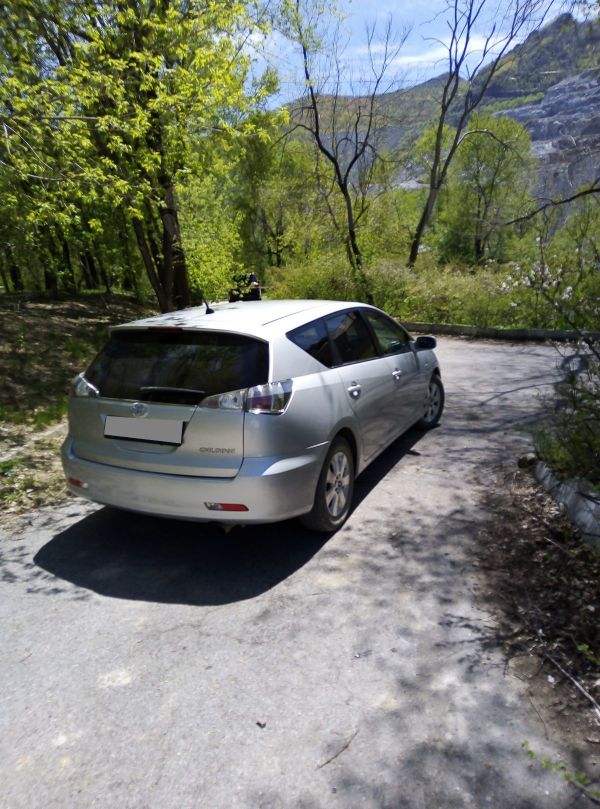  Toyota Caldina 2004 , 470000 , 