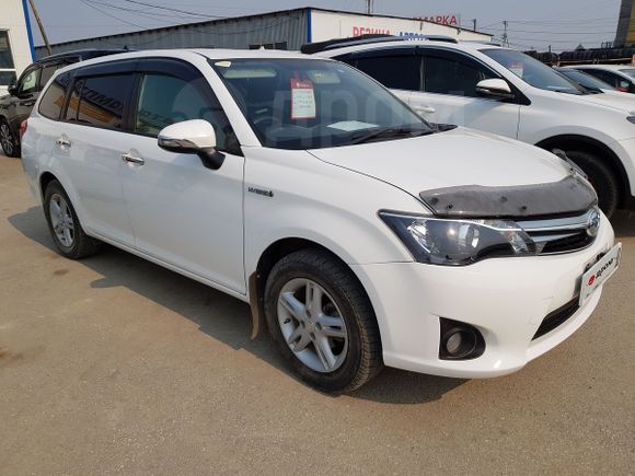  Toyota Corolla Fielder 2014 , 715000 , 