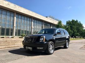 SUV   Cadillac Escalade 2007 , 699000 , -