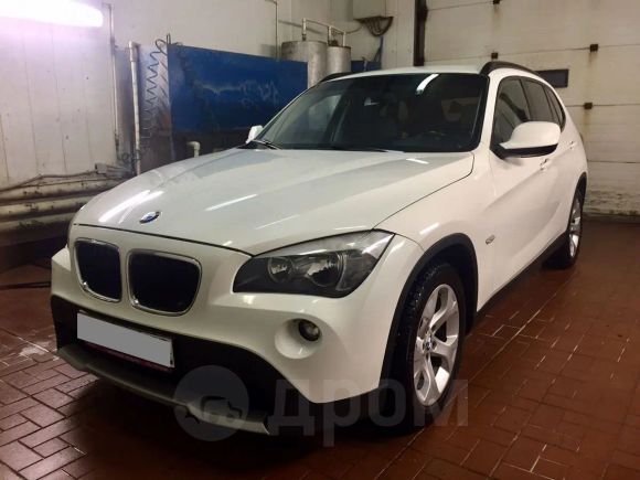 SUV   BMW X1 2011 , 800000 , 