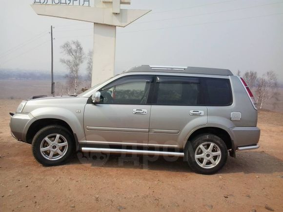 SUV   Nissan X-Trail 2004 , 500000 , 