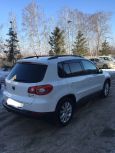 SUV   Volkswagen Tiguan 2011 , 650000 , 