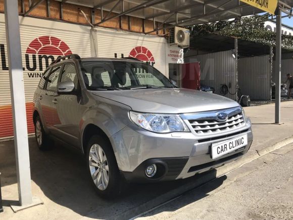 SUV   Subaru Forester 2011 , 1000000 , 