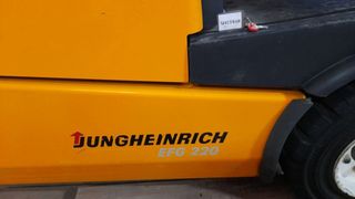   Jungheinrich EFG 2009 , 1050000 , 