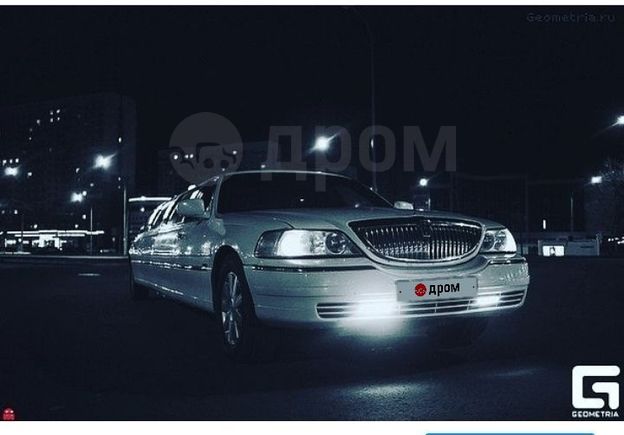  Lincoln Town Car 2002 , 370000 , 