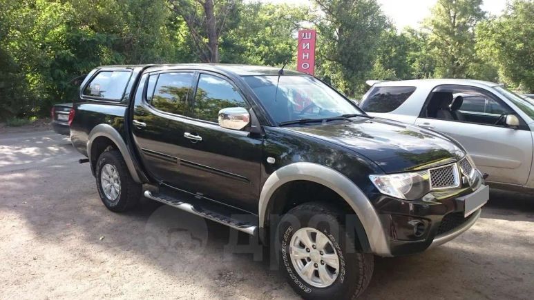  Mitsubishi L200 2010 , 870000 , --