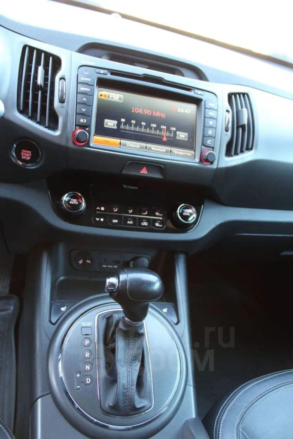 SUV   Kia Sportage 2011 , 905000 , 