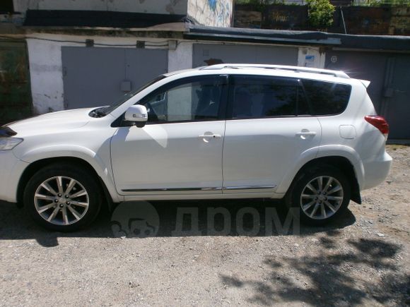 SUV   Toyota Vanguard 2012 , 1270000 , 