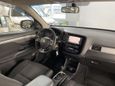 SUV   Mitsubishi Outlander 2016 , 1197000 , 