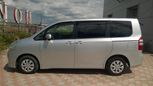    Toyota Noah 2010 , 705000 , 