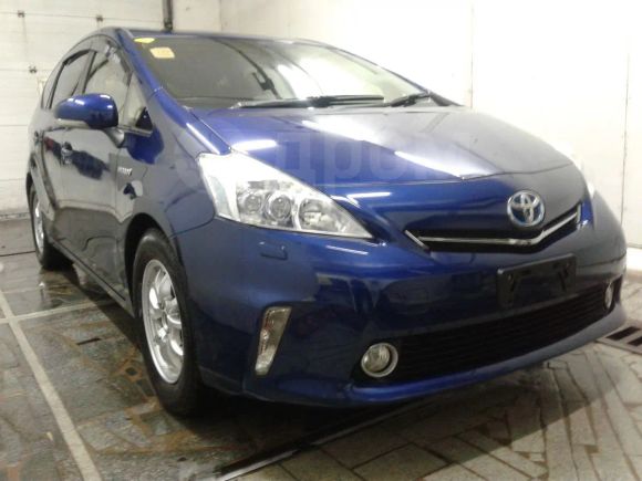    Toyota Prius Alpha 2013 , 848000 , 