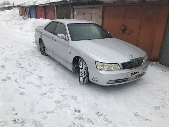  Nissan Laurel 2001 , 285000 , 