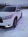 SUV   Toyota Highlander 2014 , 2171000 , 