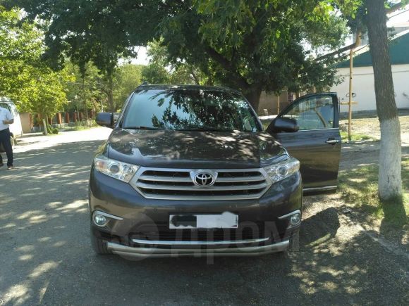 SUV   Toyota Highlander 2011 , 1500000 ,  