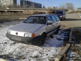  Volkswagen Passat 1989 , 121000 , 