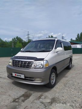    Toyota Granvia 2002 , 890000 , 