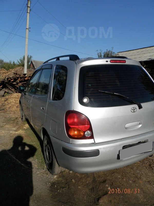    Toyota Corolla Spacio 1997 , 220000 , 