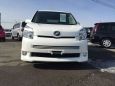    Toyota Voxy 2011 , 868000 , 