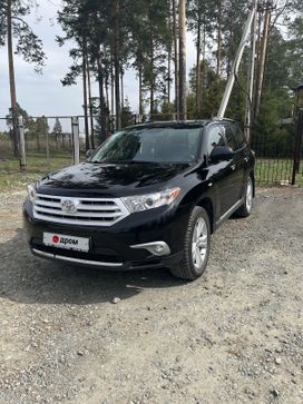 SUV   Toyota Highlander 2011 , 1850000 ,  