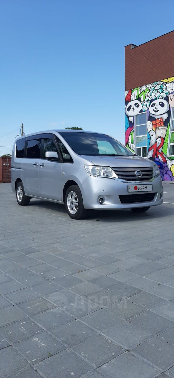    Nissan Serena 2011 , 790000 , 