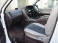    Nissan Largo 1996 , 210000 , 