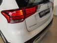 SUV   Mitsubishi Outlander 2021 , 2155000 , 