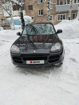 SUV   Porsche Cayenne 2004 , 650000 , 