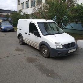    Ford Tourneo Connect 2010 , 320000 , 