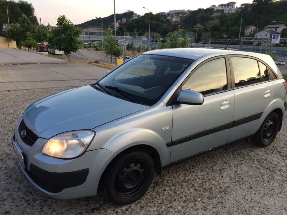  Kia Rio 2007 , 245000 , 