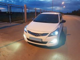  Hyundai Solaris 2015 , 600000 , 