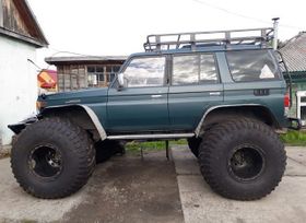 SUV      1997 , 2700000 , 